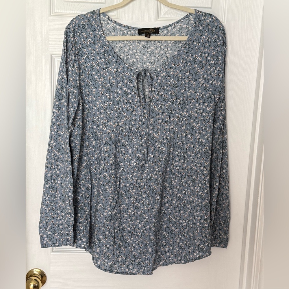 Suzanne Betro Blue Floral Peasant Top XL